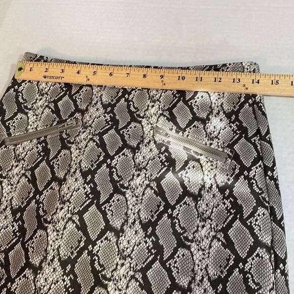 Blank NYC Faux Leather Snake Print Mini Skirt With Front Zippered Pockets and Ba - Picture 8 of 11